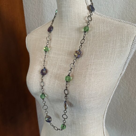 Vintage Green and Purple Beaded Necklace - Picture 11 of 11